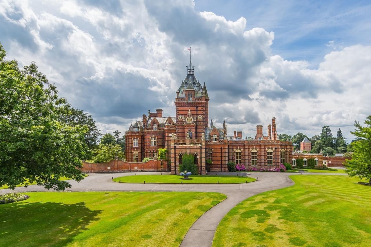 The Elvetham Hotel Hartley Wintney Exterior foto